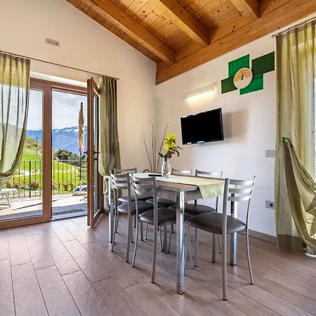 Bocca Nevese Pino Vakantieboerderij *
